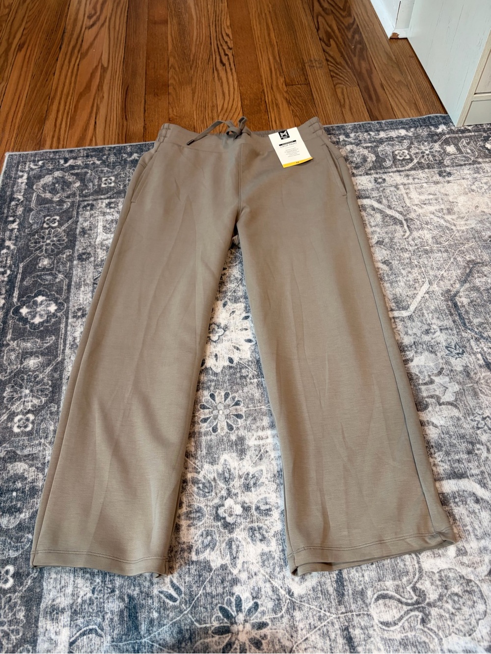 Wide-Leg Pull-On sandwash crop Pants - Casual Everyday